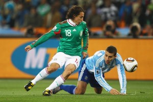 Andres Guardado vs Argentina